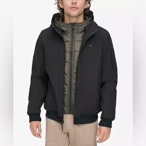 Tommy Hilfiger Men's Black and Olive Puffer Jacket